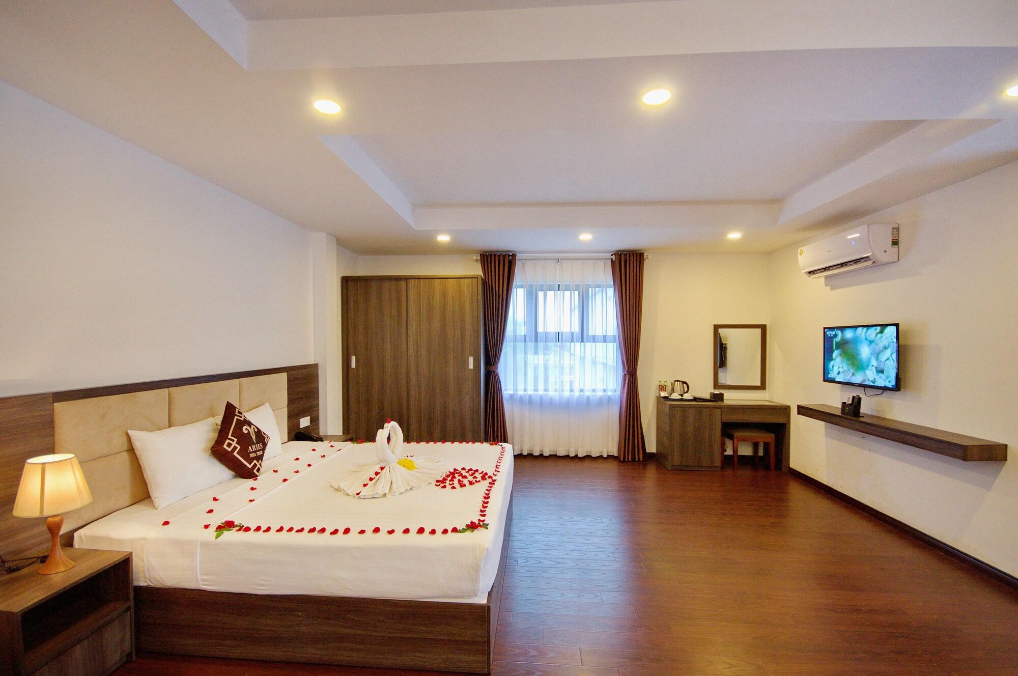 โรงแรมอาริส ญาจาง ภายนอก รูปภาพ