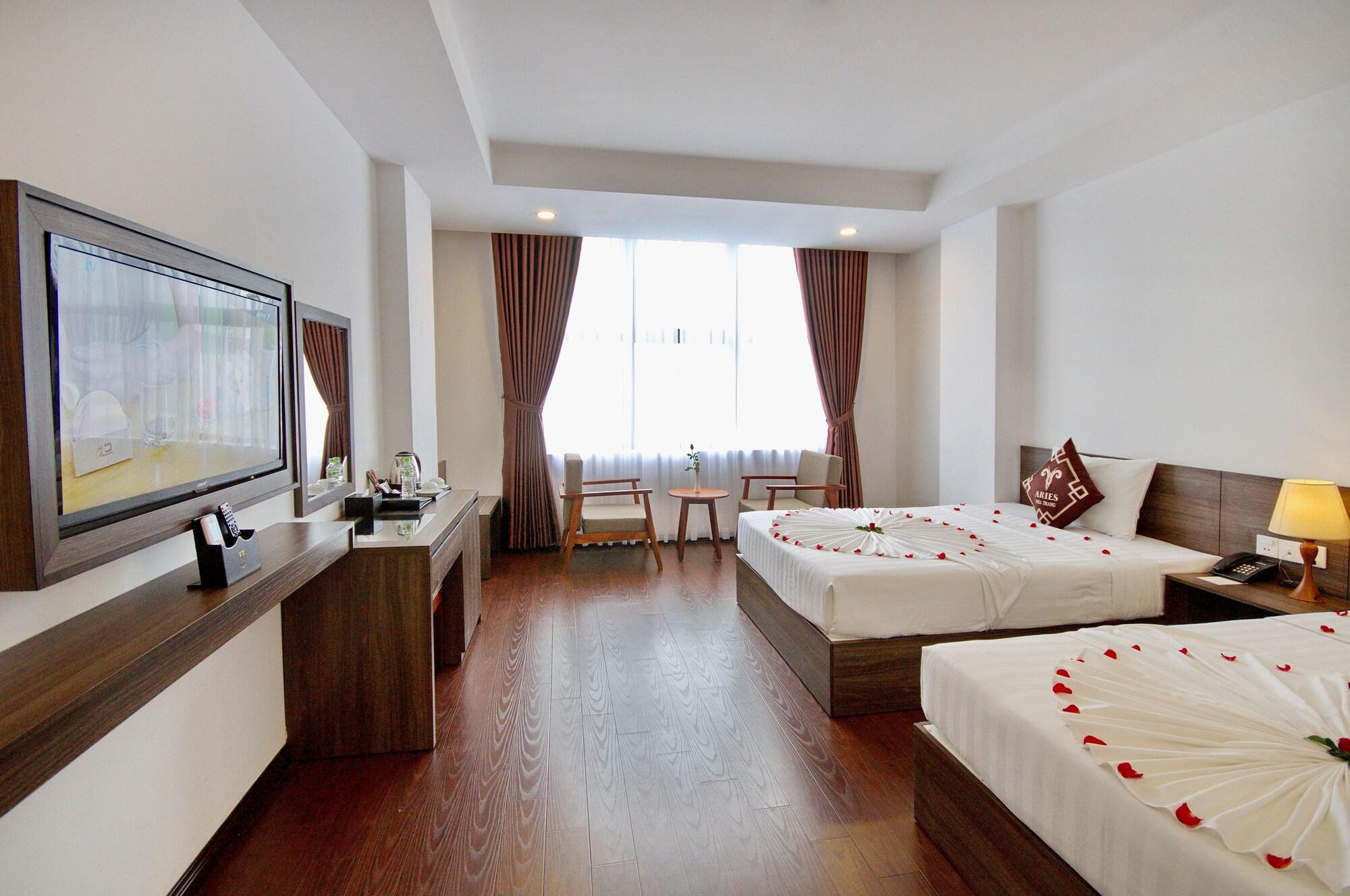 โรงแรมอาริส ญาจาง ภายนอก รูปภาพ
