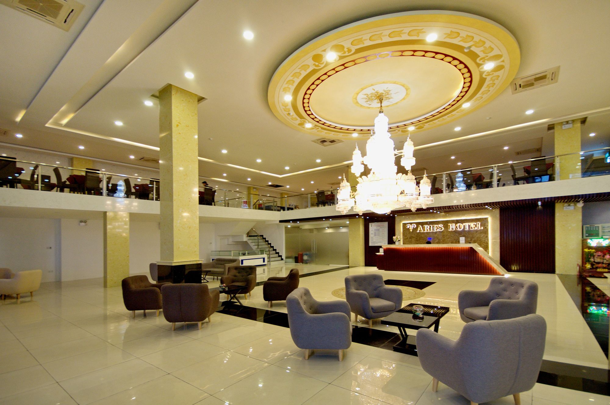 โรงแรมอาริส ญาจาง ภายนอก รูปภาพ