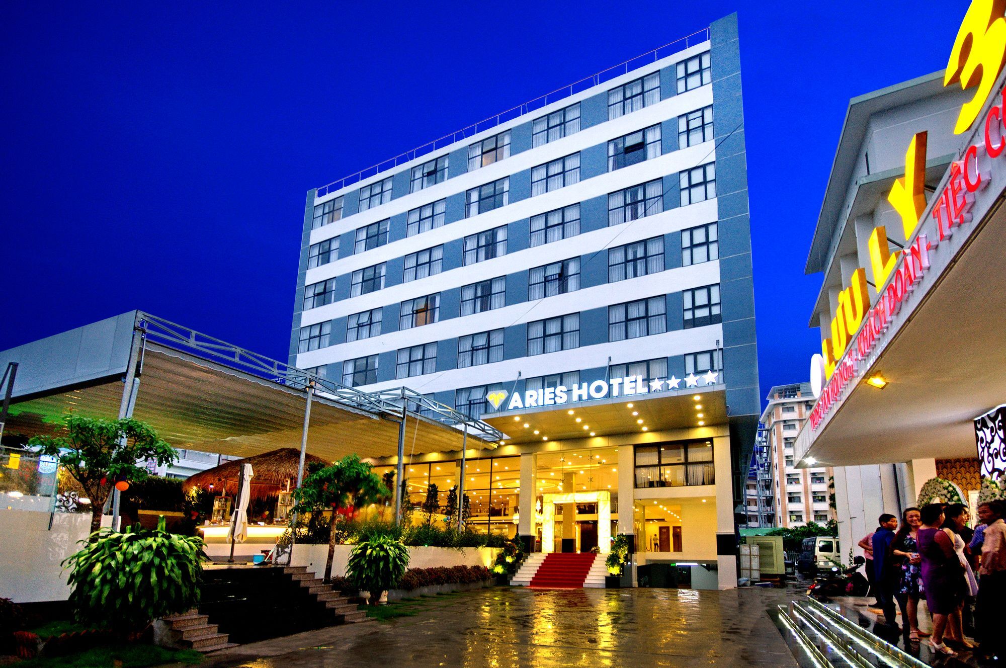 โรงแรมอาริส ญาจาง ภายนอก รูปภาพ