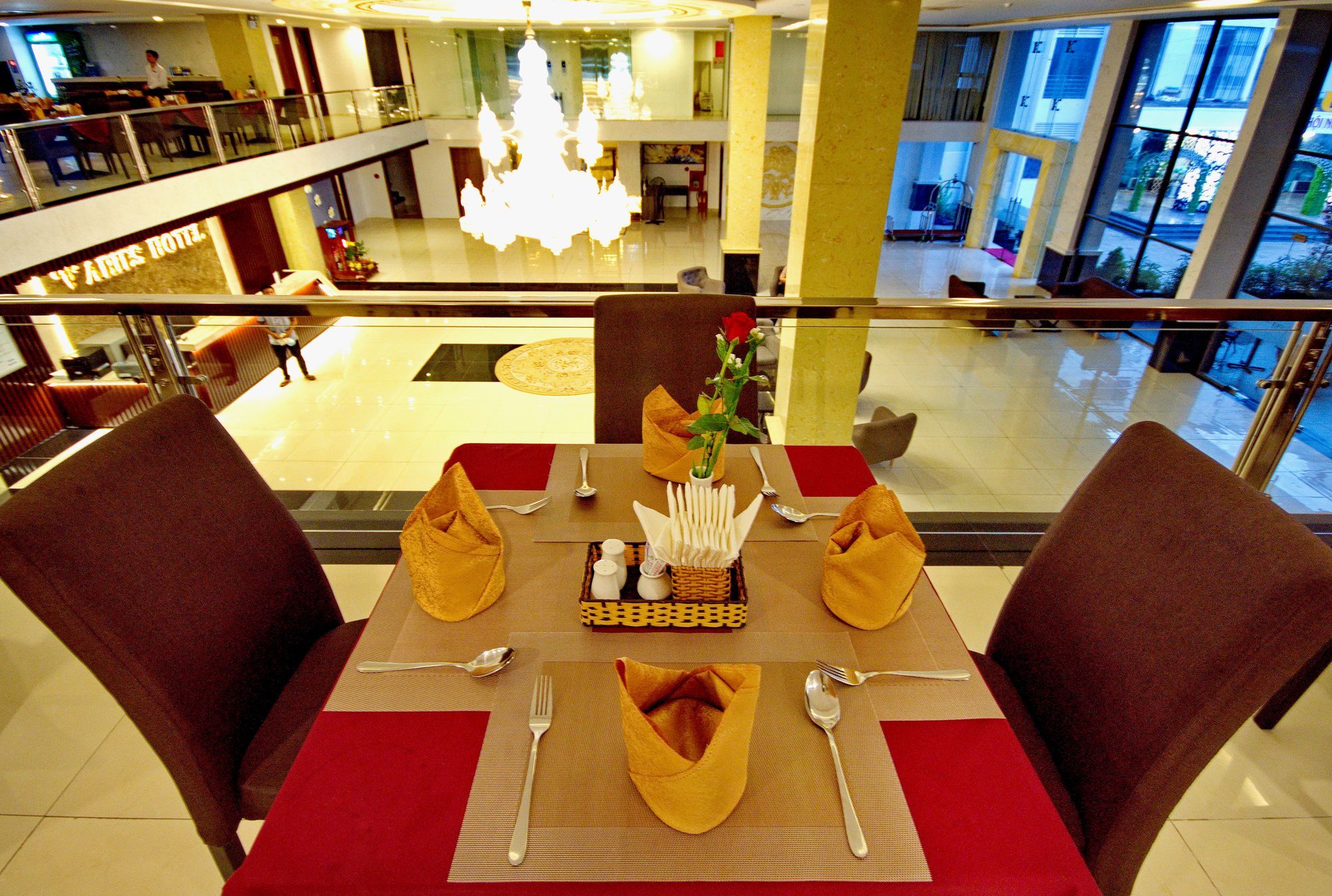 โรงแรมอาริส ญาจาง ภายนอก รูปภาพ